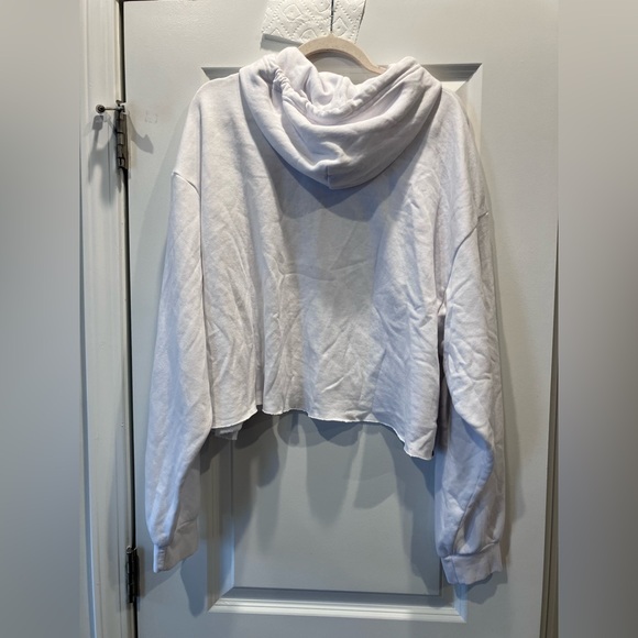 AVIATOR NATION White Cropped Hoodie with Logo - Picture 2 of 6